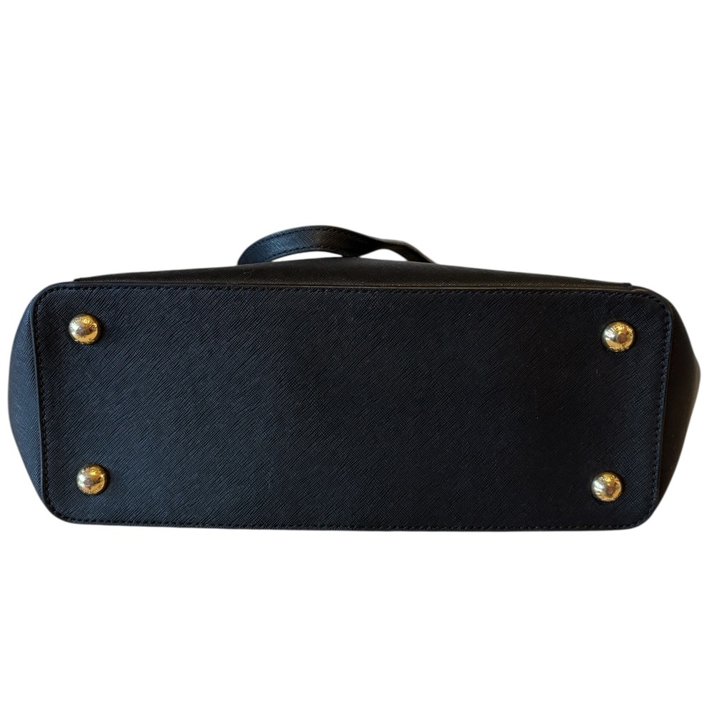 Michael Kors Black Saffiano Leather Tote Bag. - Picture 6 of 8